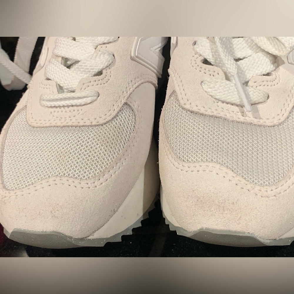 Women’s Nee Balance 574 Reflection Sneakers, Size 8 - Picture 16 of 16